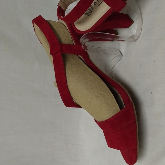 Eric Michael, Handmade in Portugal Red Suede Heeled Sandals Size EU41/US10 - Picture 2 of 8
